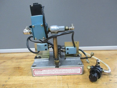 USED 1997 USED HAAS PARTS AND TOOLING VF SERIES 40 TAPER TRP ASSEMBLY