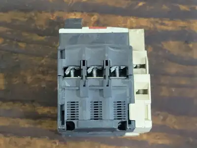USED TELEMECANIQUE GV2ME20
