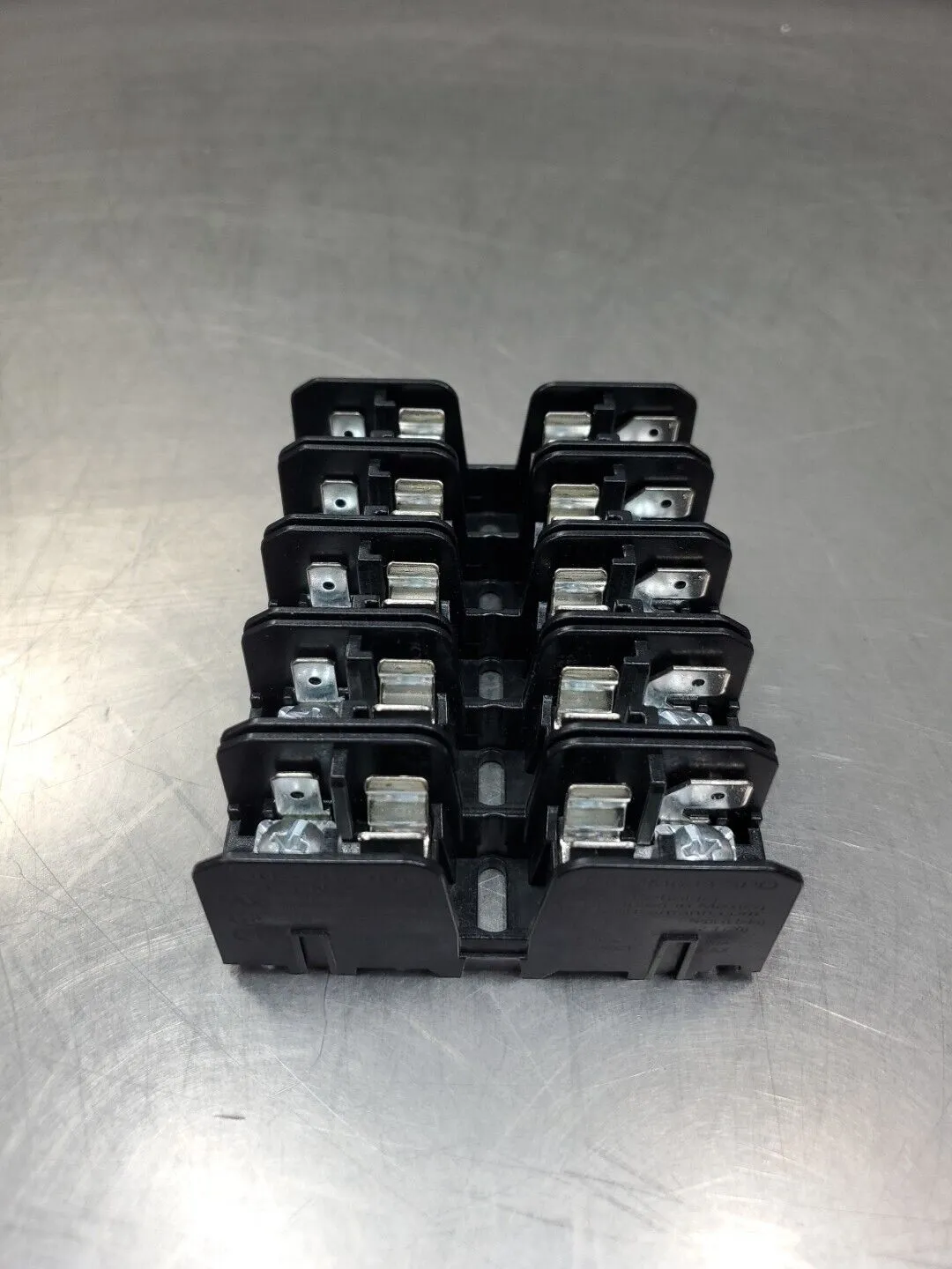 Bussmann BCCMM603-3PQ 5-Pole Fuse Block, 30A, 600V, 10 To 18Awg. 4E-24