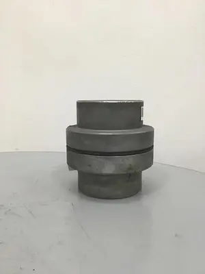 USED MAGNALOY COUPLINGS 700 / COUPLING