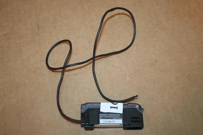 Used KEYENCE CORP FS-V22R Sensors Michigan US | Ideal Machinery #590031