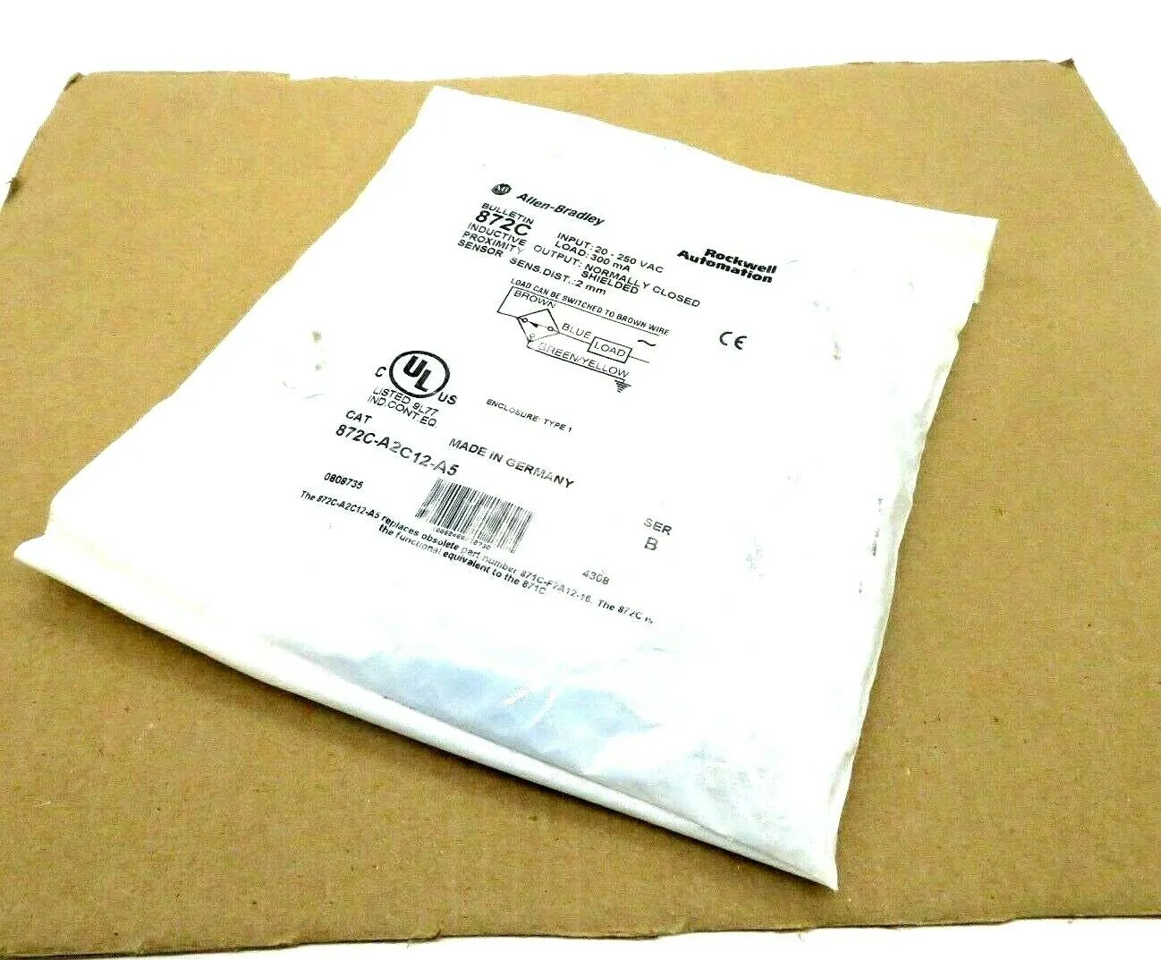 NEW ALLEN BRADLEY 872C-A2C12-A5 PROXIMITY SENSOR 872CA2C12A5