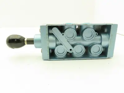 Honeywell Skinner S3B0BCX2 Pneumatic Directional Hand Lever Valve 5/2 Pos 1/4"