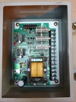 USED TRIAD CONTROLS INC TT-01NL