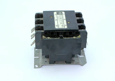 Used General Electric CR353EE3BHOEF Circuit Breakers California US | Davliegogo LLC #1705481