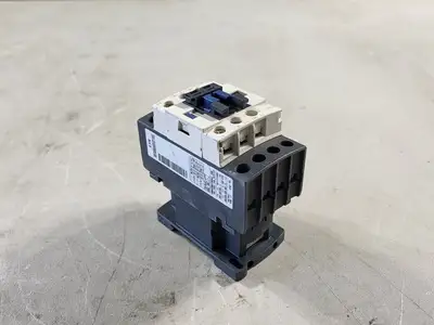 NEW R&M MATERIALS HANDLING 52296550