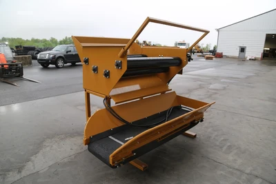 New | in-Stock 2026 ESCH BU45 Bale Choppers - Feeders Pennsylvania US | Zimmerman Farm Service #1410365
