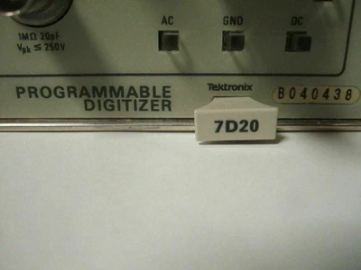 Tektronix BO40438 Test Equipment Plug-Ins | Amiron Machinery (2)