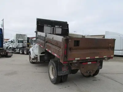 Used 2006 FORD F 650 Dump trucks Manitoba CA | Conquest Truck & Auto Sales #1421333