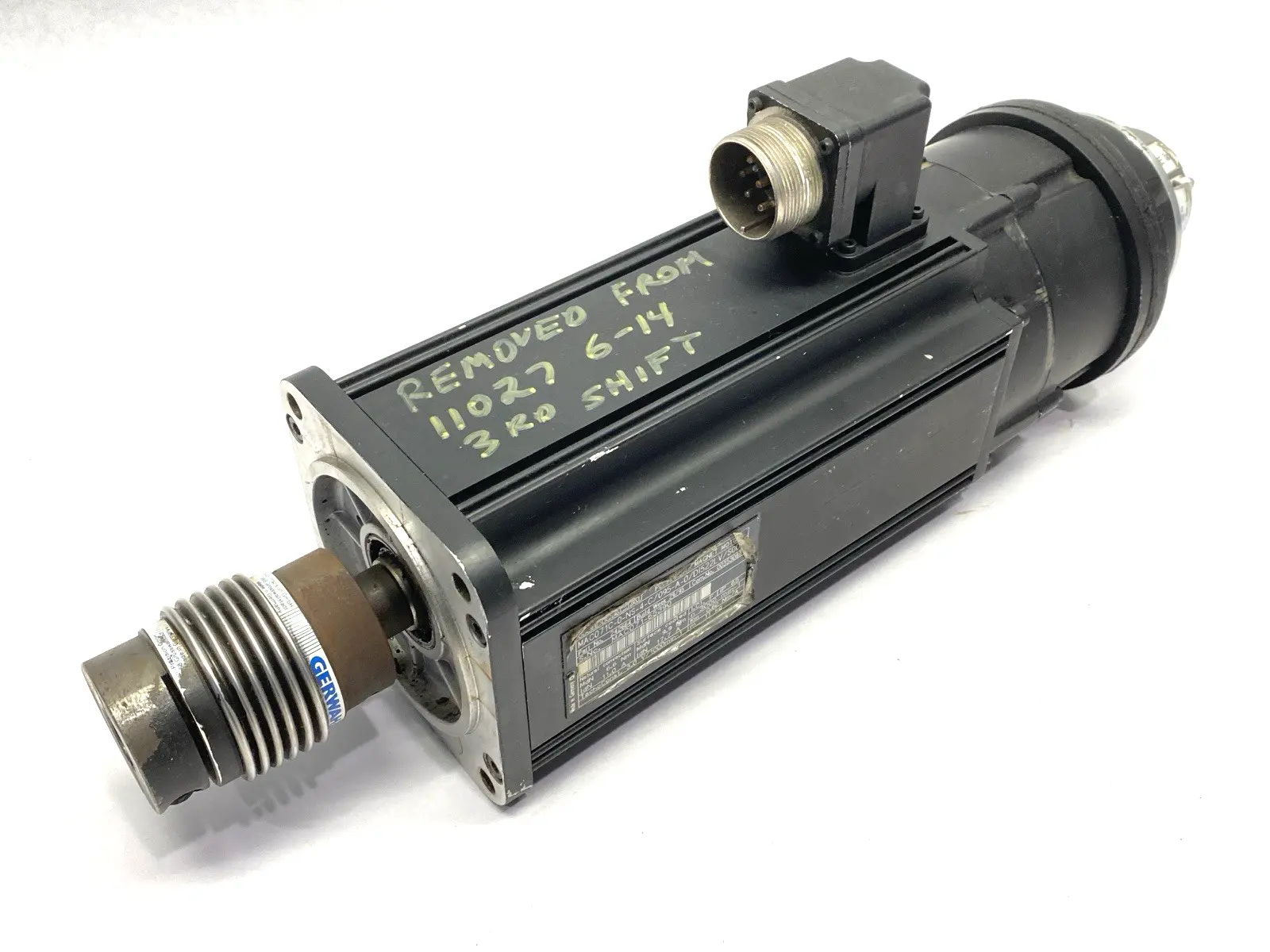 MAC071C-0-NS-4-C/095-A-0/DI522LV/S004, R911242664 | Indramat MAC071C-0-NS-4-C/095-A-0/DI522LV/S004 MAC AC Servo Motor R911242664 - Used