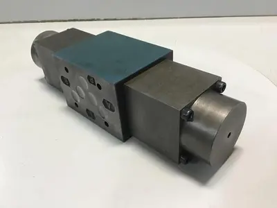 USED BOSCH 0 811 404 843