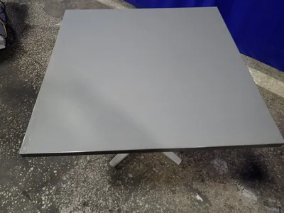36" X 36" X 29" Table