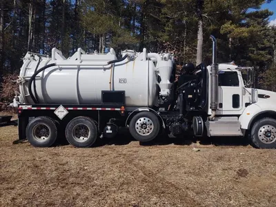 2015 Presvac Systems PowerVac 1800 Code & Non-code Liquid Vacuum Tankers | American Contractors Equipment Supply (2)