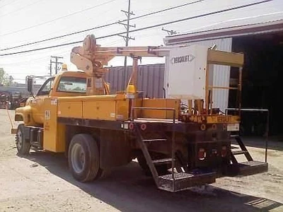 USED 1998 VERSALIFT TEL29ENH
