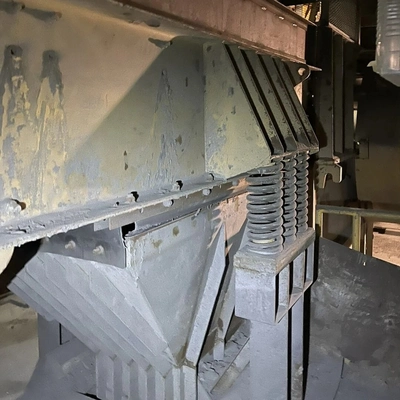 46in x 20ft Vibrating Grizzly Feeder