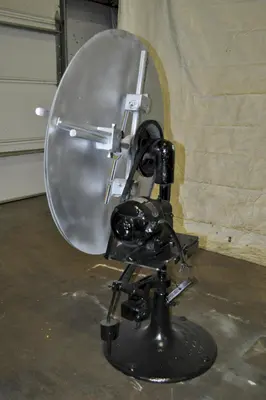 150 LB X 7.5" NILSON MOTORIZED UNCOILER