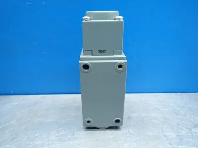 NEW ALLEN BRADLEY 802TK1P