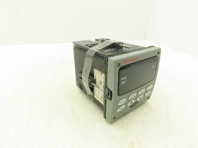 Honeywell DC2500-E0-0L00-100-00000-00-0 UDC2500 Temperature Controller Module
