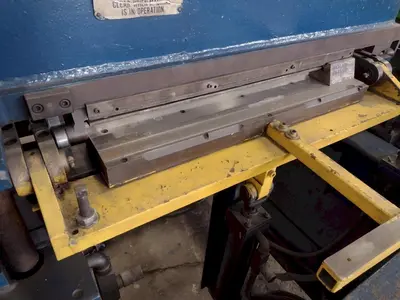 USED FELDMAN FF-24 WORKCENTERLENGTH OF BENDING RAMS ... 24"