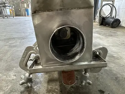 Flexicon Hopper
