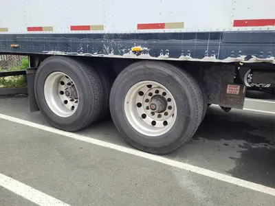 USED 2002 UTILITY 53FT