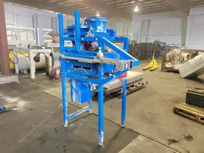 USED 2004 SYNTRON V-20 RC