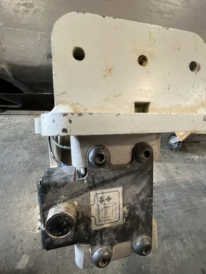 Doucet SDM-M-1-30-72 Mitre Door Clamp