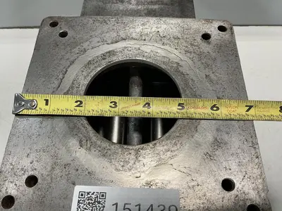 USED METAL FABRICATOR NO MODEL NUMBER / NO TAG