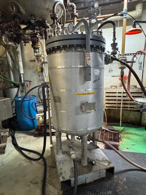 2008 PERRY PRODUCTS 141 GALLON Резервуар з нержавіючої сталі | Perry Equipment (1)