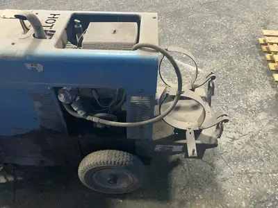 Used MILLER BOBCAT 250 Arc Welders Ohio US | HGR 24 #1441286