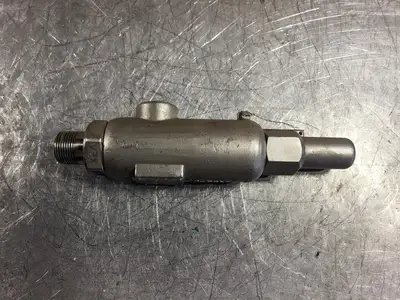 Used 2013 FARRIS 27CA33-M20/S4 Valves/Fittings British Columbia CA | Lenmark #256749