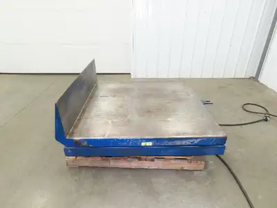Used VESTIL _UNKNOWN_ Misc Lifts Indiana US | Arrow Industrial #1408599