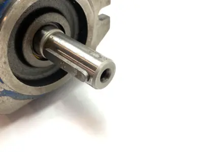PGH4-21/040RE11VU2, R900086321, PGH3-22/013RR07VU2, R900961557 | Bosch Rexroth PGH4-21/040RE11VU2 R900086321, PGH3-22/013RR07VU2 R900961557 - Used