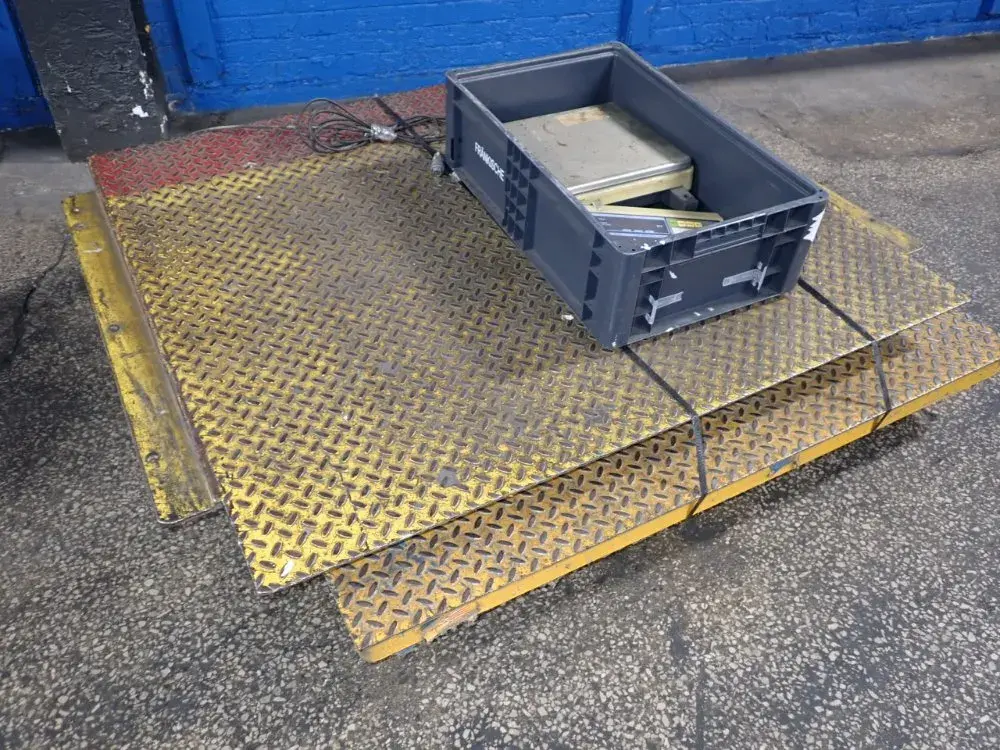 48" X 48" Floor Scale