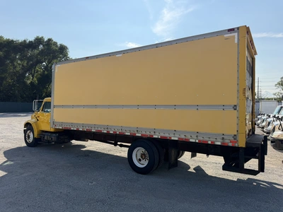 Used 2001 INTERNATIONAL 4900 4X2 Box trucks Indiana US | Miedema Asset Management Group #1414683