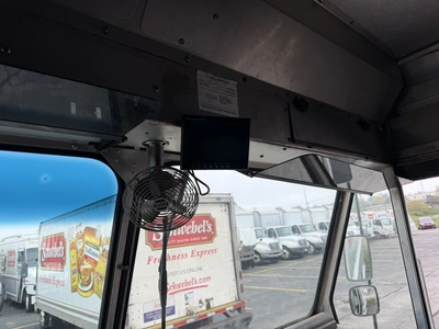 Used 2011 FREIGHTLINER BREAD TRUCK Box trucks Ohio US | Miedema Asset Management Group #1577907