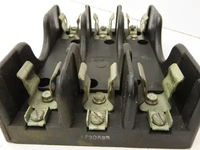Marathon 6F30/60A Fuse Holder 60A 3 Pole 600V Lot of 5