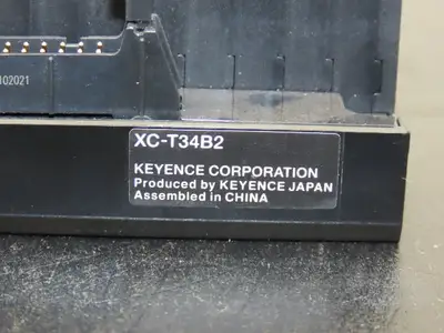 Keyence XC-T34B2 Screw Terminal Flat Cable Connector Conversion Block 125V
