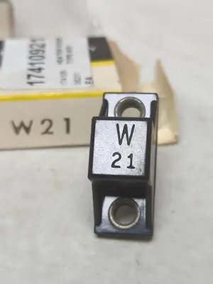 New | in-Stock ALLEN-BRADLEY W21 Miscellaneous Equipment (Electrical & Power) | Surplus Asset Holdings #1200694