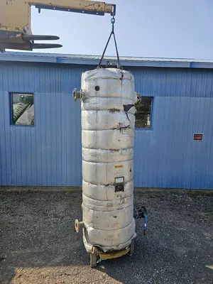 Used 600 Gallon Pressure Tank (Vessel), Carbon Steel, Insulated