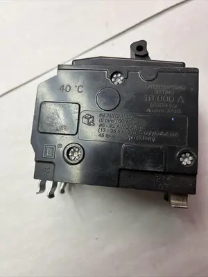 New | in-Stock SQUARE D QO240 Miscellaneous Equipment (Electrical & Power) | Surplus Asset Holdings #1195918