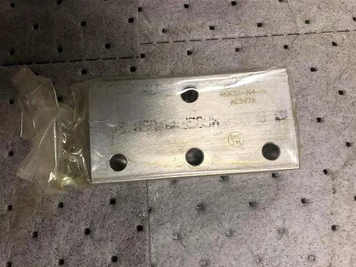 New | in-Stock AFTERMARKET VALVE BLOCK - PS2547-1 Pump & Valve Parts Pennsylvania US | East West Machinery & Drilling #1416444