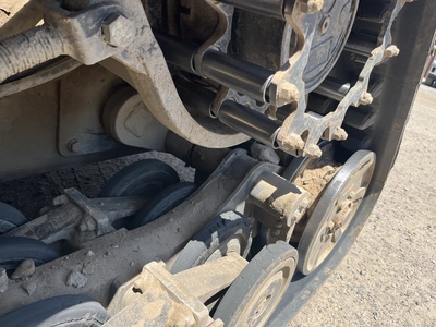 USED 2015 CAT 277D