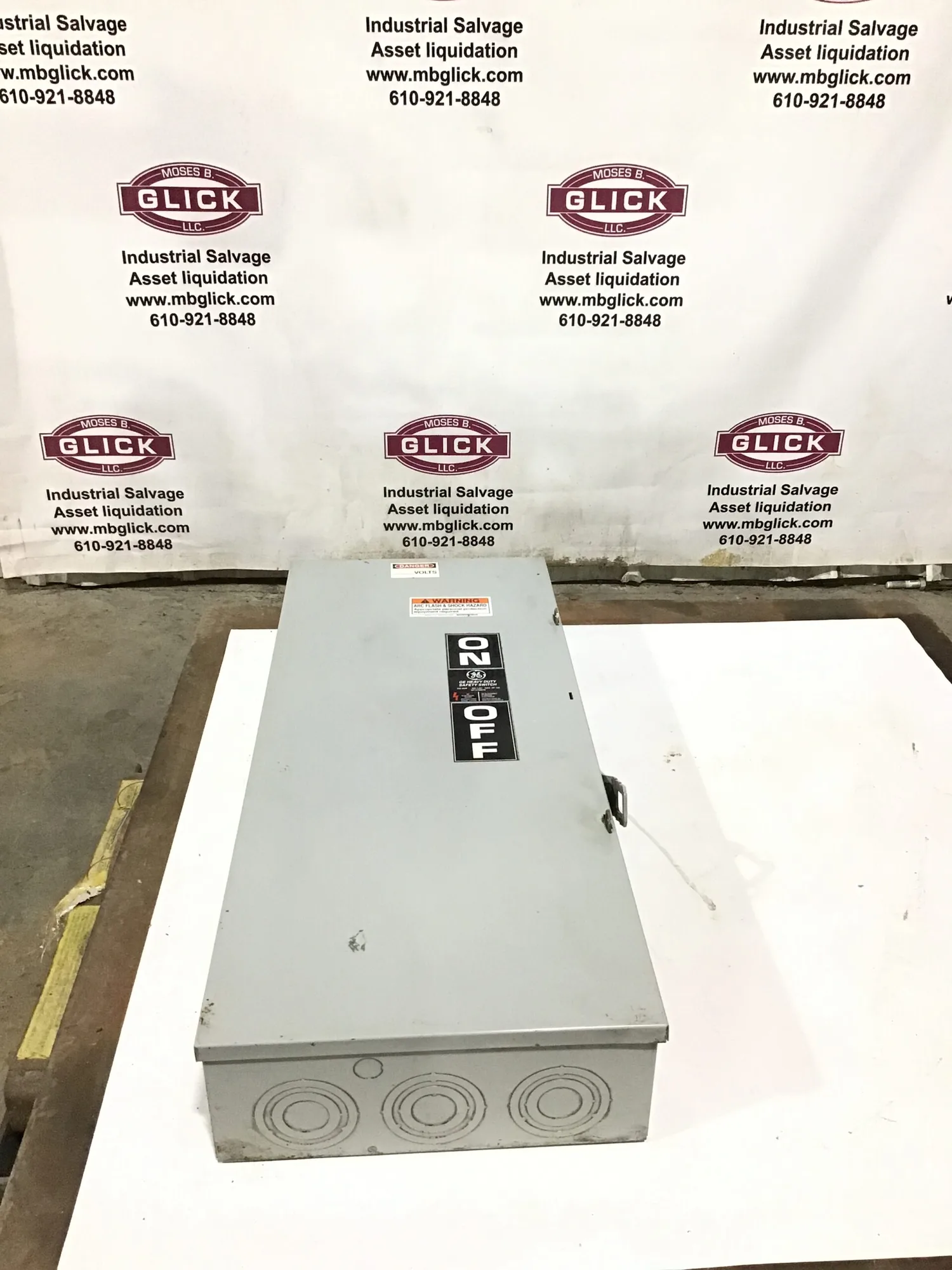 GE TH3364 model 10 200 Amp Heavy Duty Safety Switch
