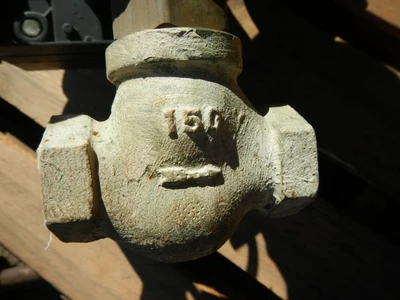 Fisher 3/4" 150 Rating, Bronze Butt Weld Control Valve