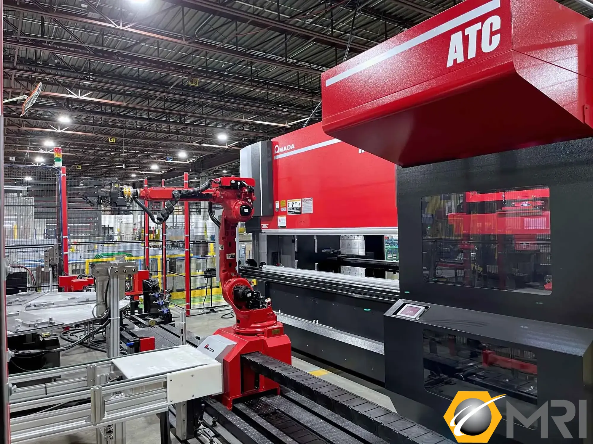 AMADA HG 1003 ARS ROBTIC PRESS BRAKE WITH AUTOMATIC TOOL CHANGER, NEW: 2017