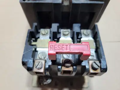 Used ALLEN-BRADLEY 8536 SD01 Starters British Columbia CA | Lenmark #1488914