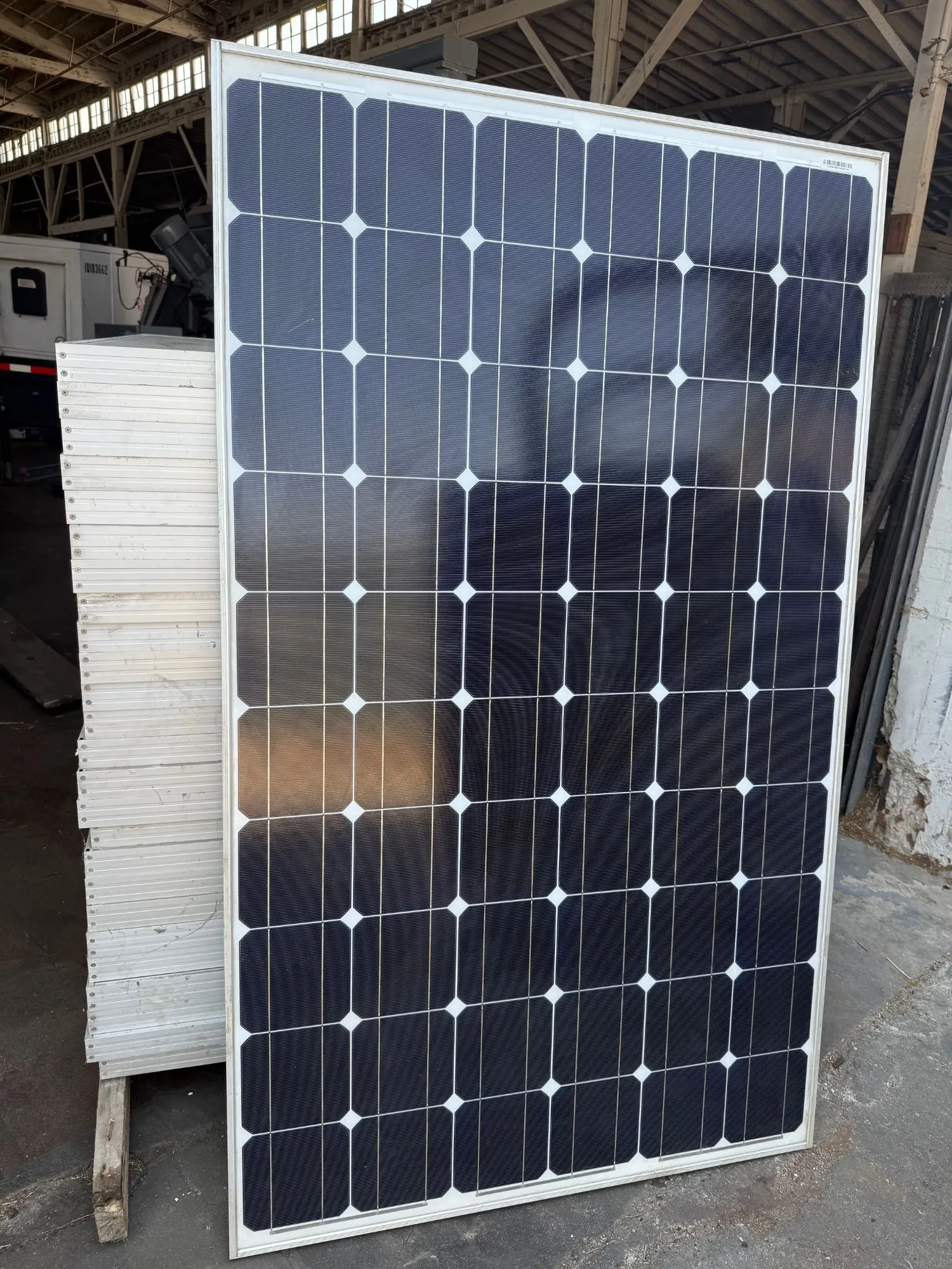 USED MAGE POWERTEC PLUS 240 / 6MO
