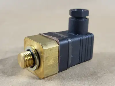 Flow Control Thermostat Switch