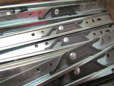 New | in-Stock ACCURIDE _UNKNOWN_ Miscellaneous MRO | Arrow Industrial #652477